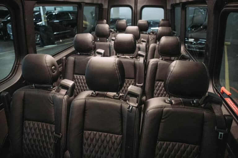 4 - Sprinter interior